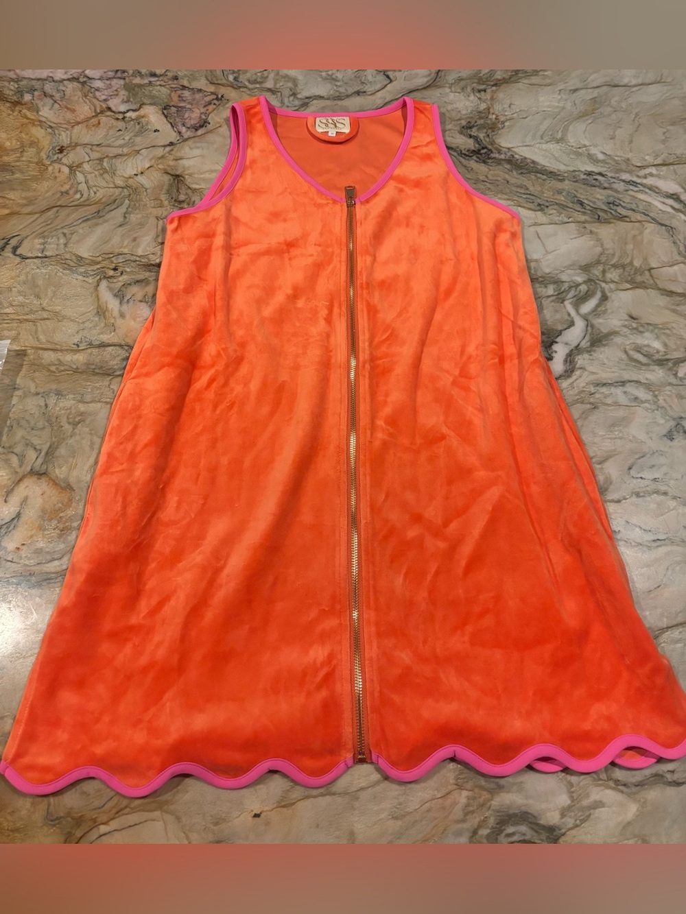 Brand New Get Ready Robe - Picture 7 of 11